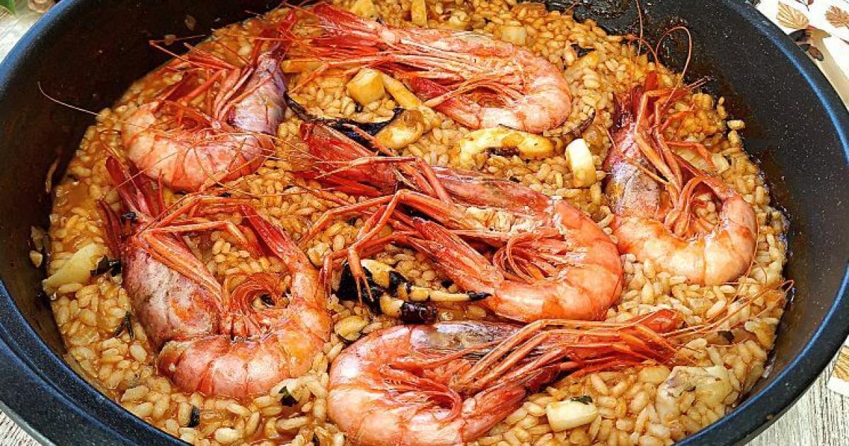 Arroz con sepia y gamba roja Recetas Fáciles Reunidas