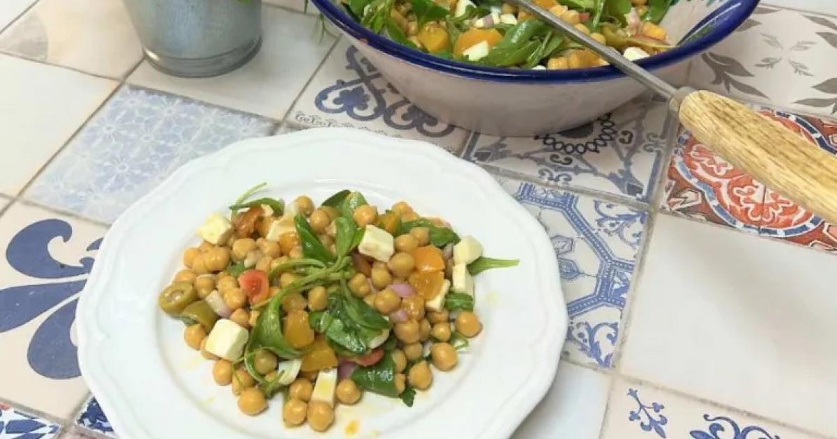 Ensalada De Garbanzos Y Melocot N En Alm Bar Recetas F Ciles Reunidas