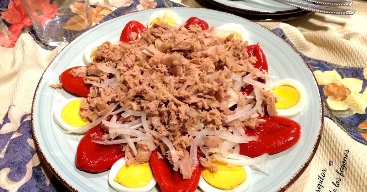 Ensalada De Pimientos Asados Con At N Y Huevo Duro Recetas F Ciles