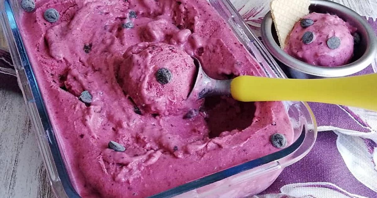 Helado Casero De Frutos Rojos Cremoso Y Bajo En Calorías | Recetas ...