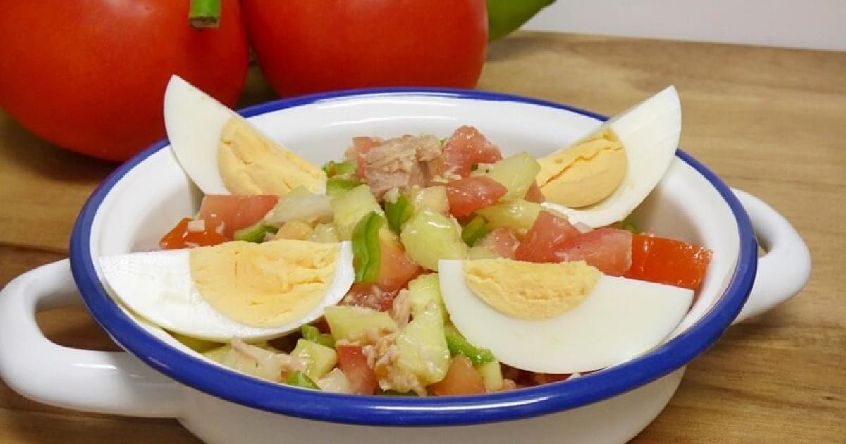 Ensalada Pipirrana, Fácil Y Refrescante | Recetas Fáciles Reunidas